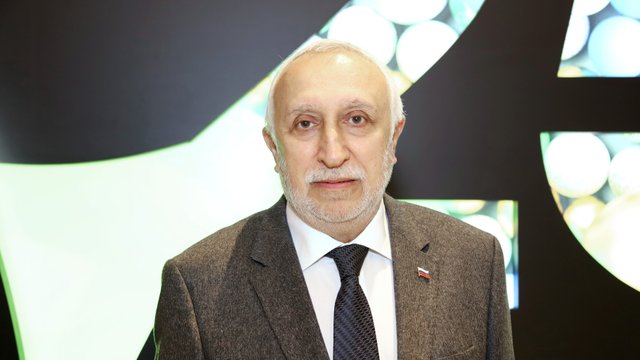 Николай Досталь