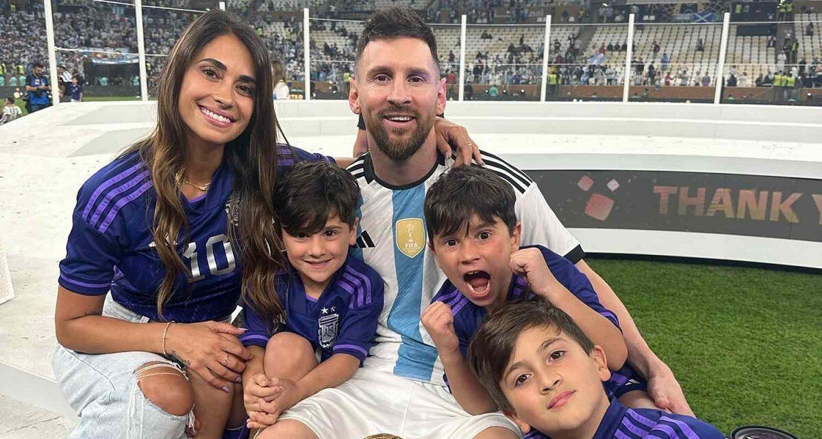 Месси выложил фото с семьей после победы в Кубке Америки: «Спасибо, что всегда рядом ❤️?»