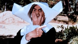 Жандарм и инопланетяне (Le gendarme et les extra-terrestres, 1979) смотретьонлайн в хорошем HD качестве, отзывы, кадры из фильма, ак��еры - «КиноMail.ru»