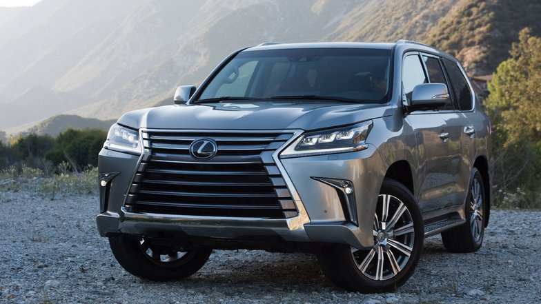 slide image for gallery: 17381 | Lexus LX 570