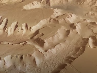 Лабиринт Марс