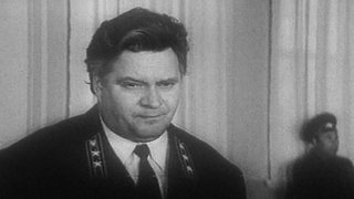Шах королеве бриллиантов (1973), кадры из фильма, актеры - «Кино Mail.ru»