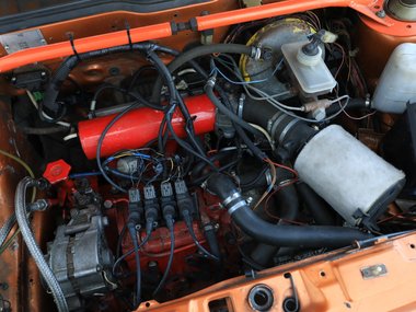 slide image for gallery: 28378 | Lada Samara Fun 05