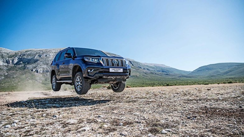 slide image for gallery: 25216 | Toyota Land Cruiser Prado