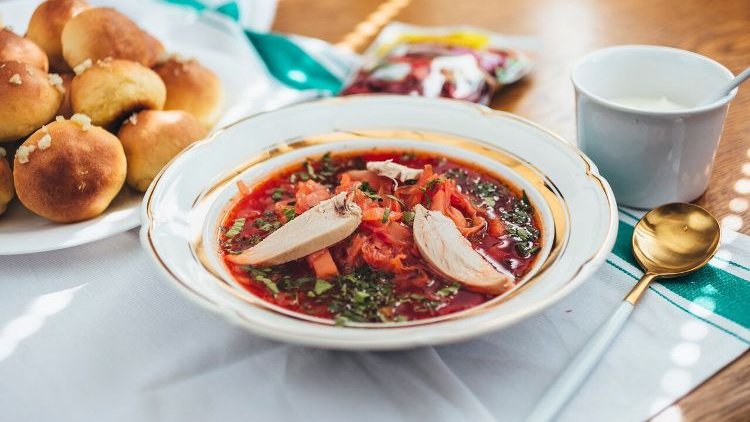 Красный борщ с пампушками рецепт – Европейская кухня: Супы. «Еда»