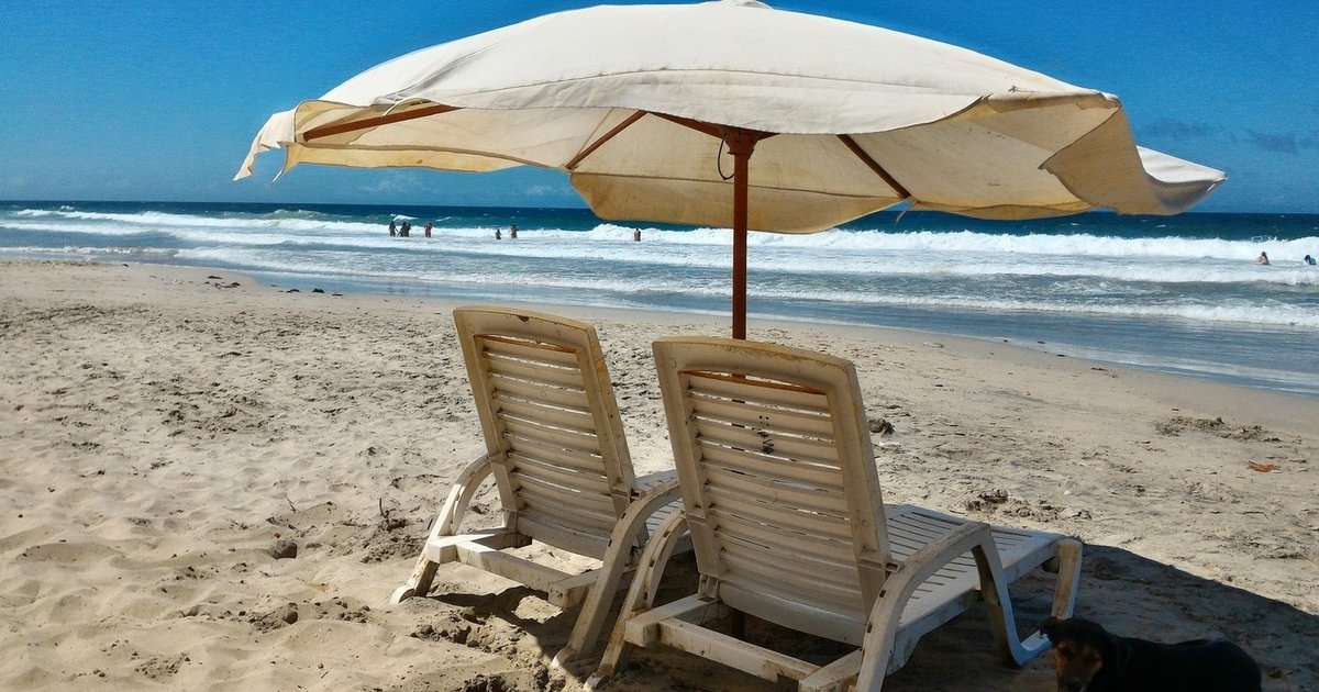 В Крыму продают тень на пляже (цена)