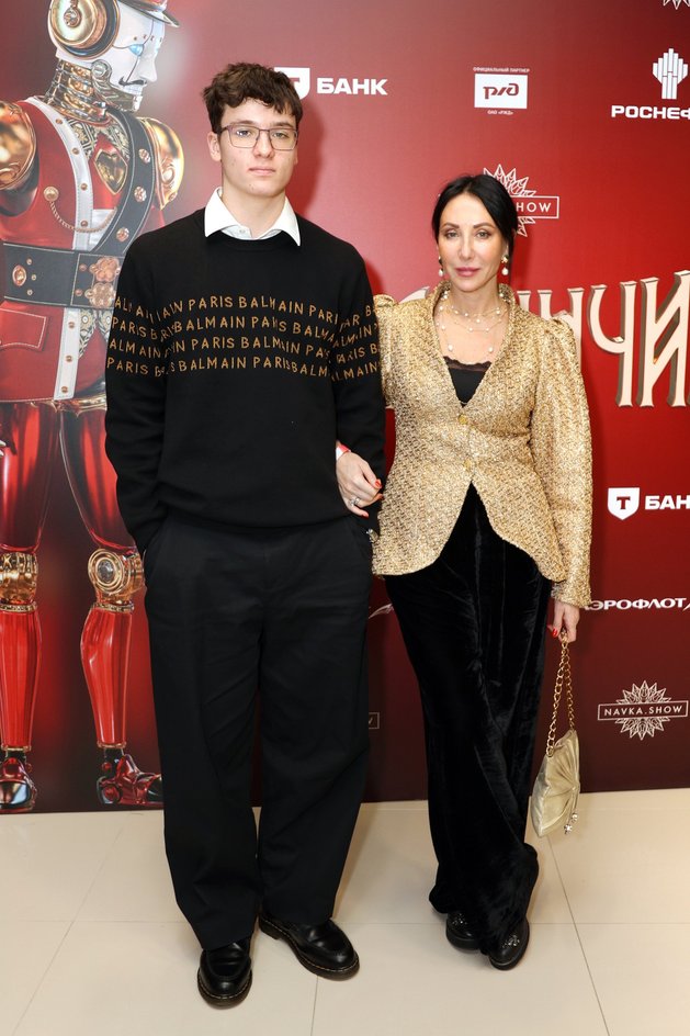 Алика Смехова с сыном Алика Смехова с сыном