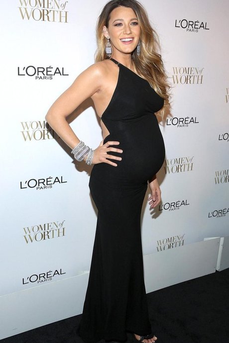 rs_634x1024-141202182358-634_Blake-Lively-Pregnant-NYC_ms_120214