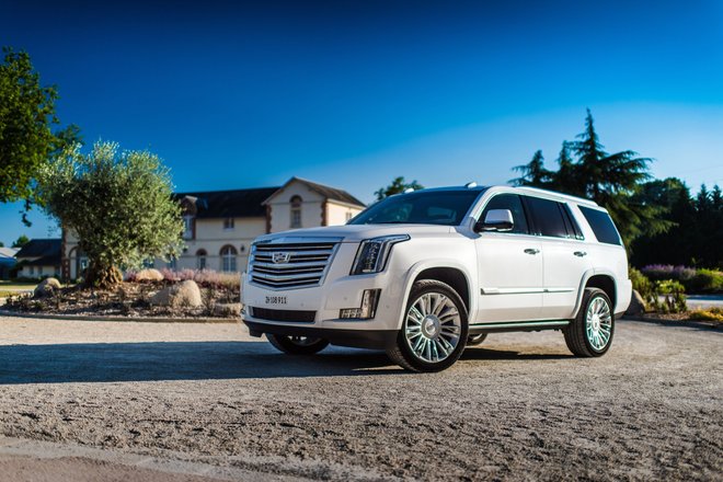 Cadillac Escalade IV