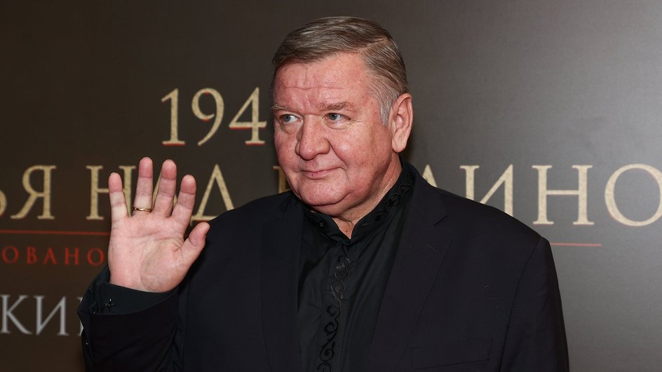 Роман Мадянов Роман Мадянов