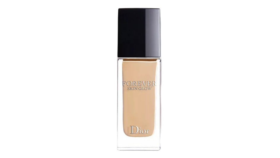 Тональный крем для возрастной кожи фирмы Dior серия Forever Skin Glow Тональный крем для возрастной кожи фирмы Dior серия Forever Skin Glow