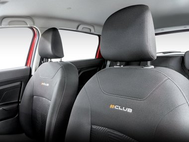 slide image for gallery: 25122 | Lada Club interior