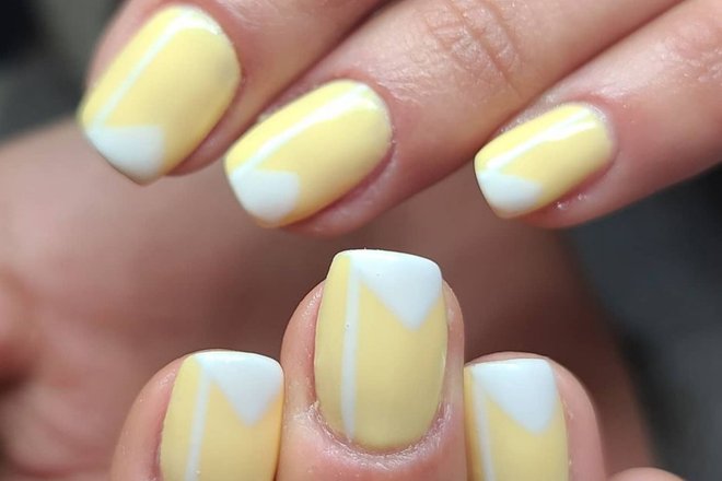желтый маникюр из аккаунта Seriouslynails желтый маникюр из аккаунта Seriouslynails