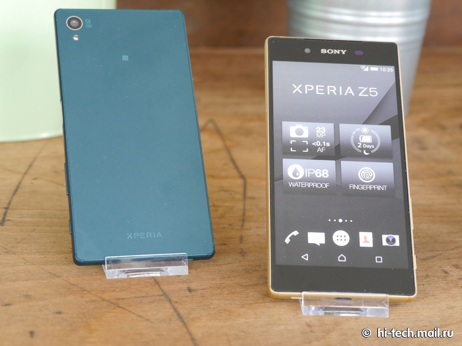 Смартфон Sony Xperia Z5 Compact