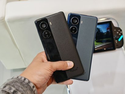 Смартфон «Алькор» на базе ОС «Аврора» от компании Fplus Смартфон «Алькор» на базе ОС «Аврора» от компании Fplus