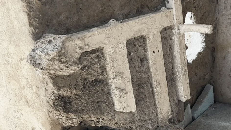 2000-летняя кроватка 2000-летняя кроватка
