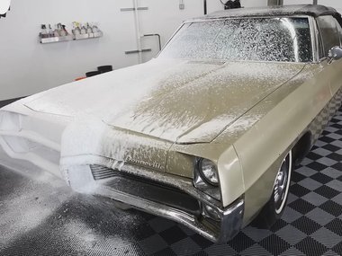 1967-pontiac-bonneville-gets-first-wash-in-40-years-goes-from-gross-to-superb-208900_1.jpeg