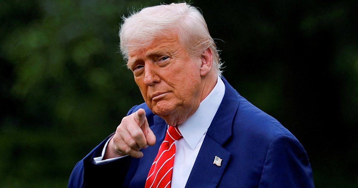 «Есть нечто более серьезное». Трамп досрочно покинул саммит G7 в Канаде