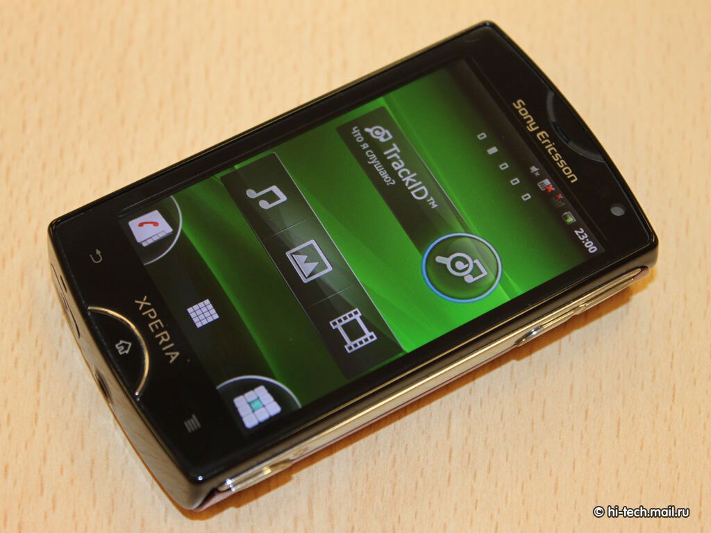 Обзор Sony Ericsson Xperia Mini и Mini pro: очень маленькие смартфоны -  Hi-Tech Mail.ru