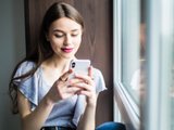 Девушка переписывается, телефон Девушка переписывается, телефон