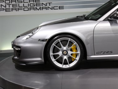 slide image for gallery: 2274 | Porsche 911 GT2 RS