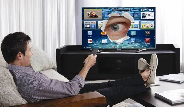 Телевизор с функций Smart TV может подсматривать за вами. Фото: Pinterest