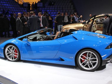 slide image for gallery: 17845 | Lamborghini Huracan Spyder