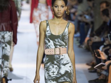 Slide image for gallery: 5732 | Показ коллекции Roberto Cavalli