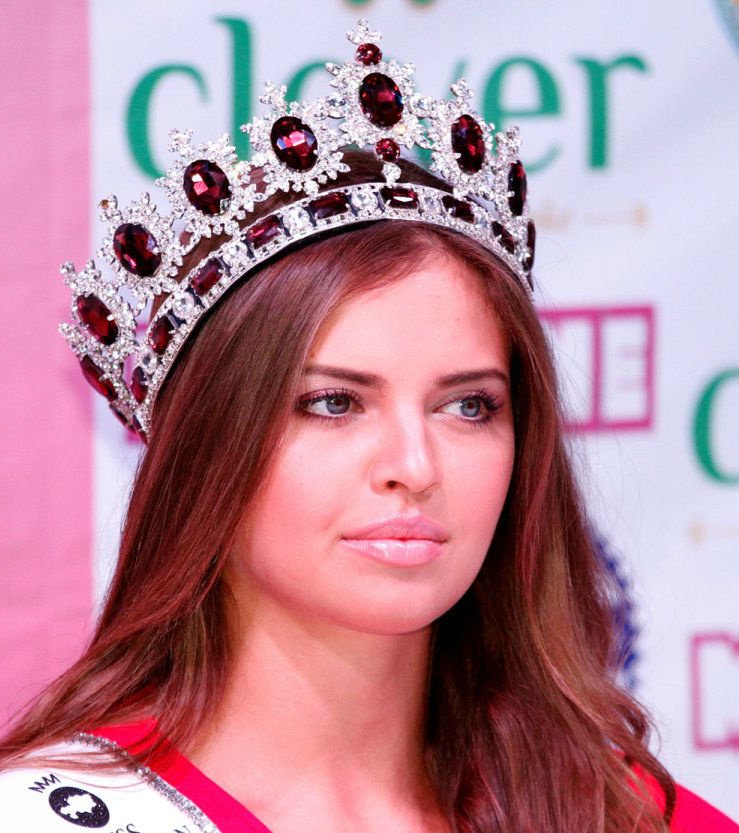 Победительница «Мисс Казахстан 2014» Регина Вандышева