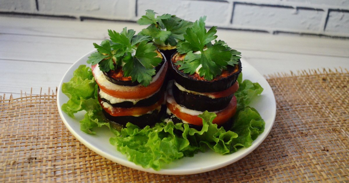 Овощная закуска. Закуски из овощей. Закуски BP jdjotq. Сложные холодные закуски из овощей. Интересные закуски из овощей.