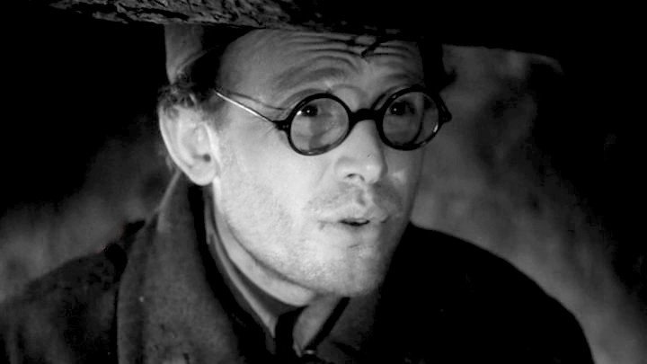 Иннокентий Смоктуновский в фильме «Солдаты» Иннокентий Смоктуновский в фильме «Солдаты»