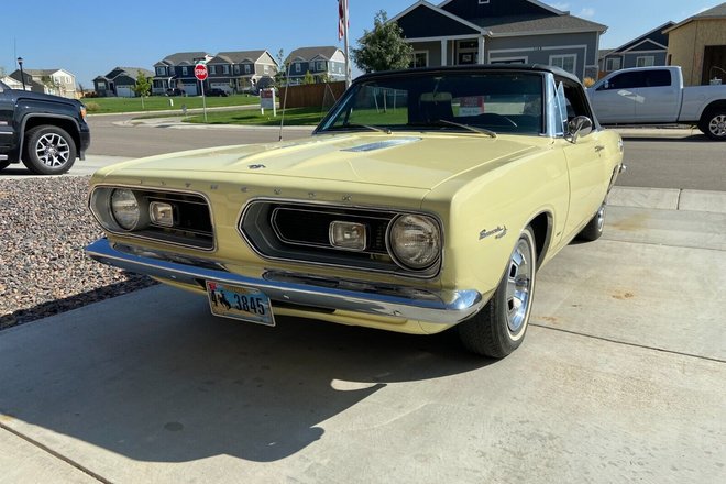 Plymouth Barracuda