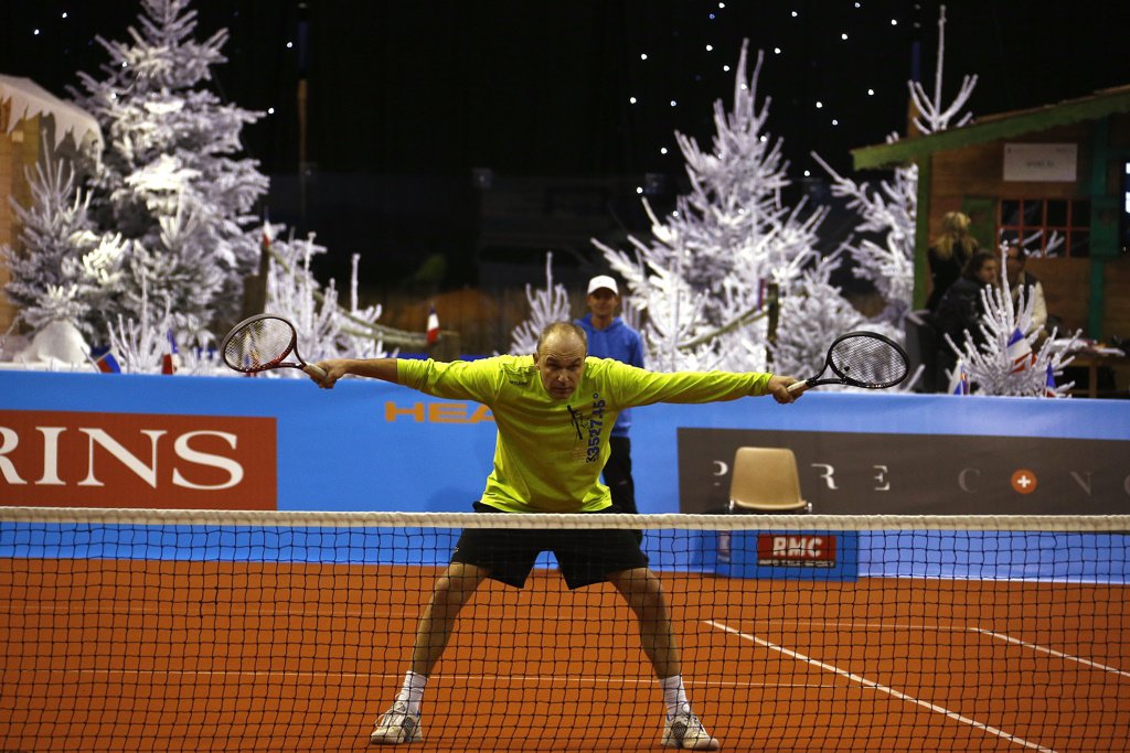 Чесноков считает, что Свёнтек боится встреч с теннисисткой из Казахстана