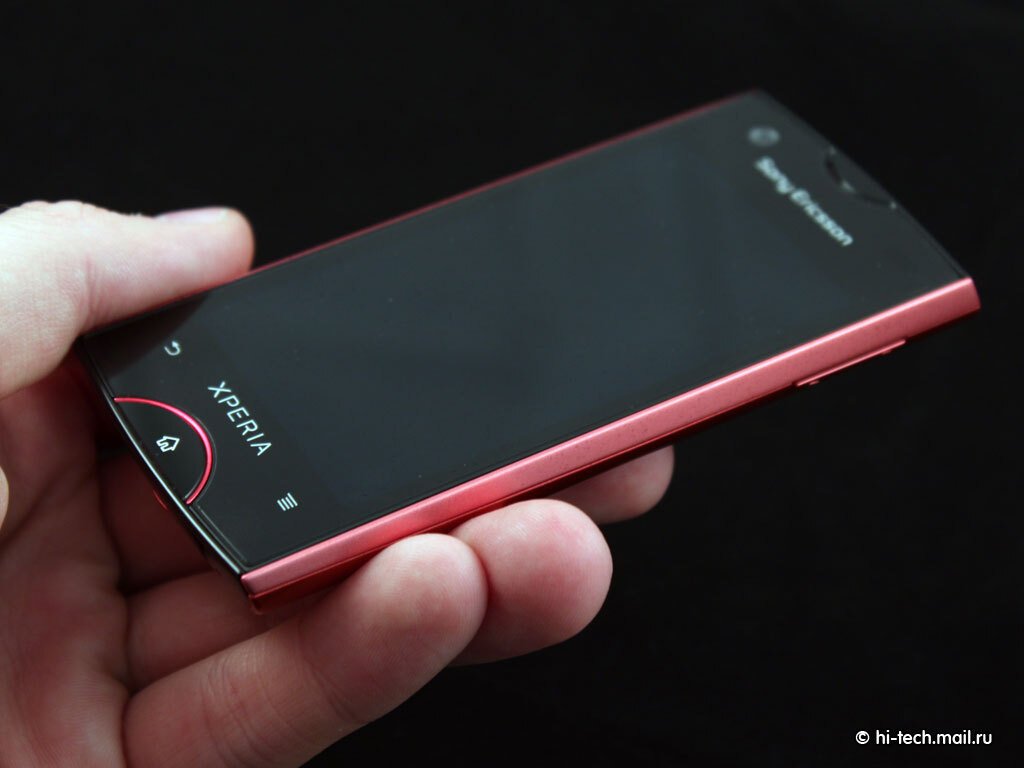 Первый взгляд на Xperia ray, active, txt в России: новейшее оружие Sony  Ericsson - Hi-Tech Mail.ru