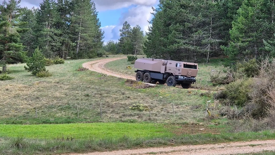 Французская система залпового огня Foudre