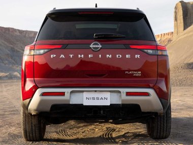slide image for gallery: 27392 | Nissan Pathfinder