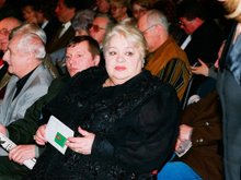 Наталья Крачковская на церемонии вручения премии «Золотой Остап», 2000 год Наталья Крачковская на церемонии вручения премии «Золотой Остап», 2000 год