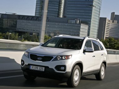 slide image for gallery: 24063 | Kia Sorento