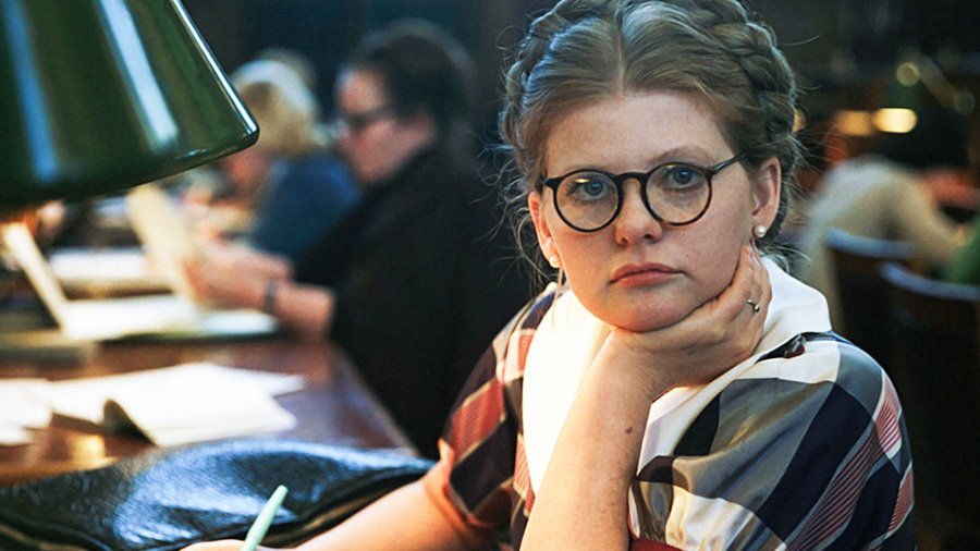 Ирина Муравьева в роли Людмилы в фильме Москва слезам не верит Ирина Муравьева в роли Людмилы в фильме Москва слезам не верит