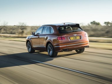 slide image for gallery: 24127 | Bentley Bentayga Speed