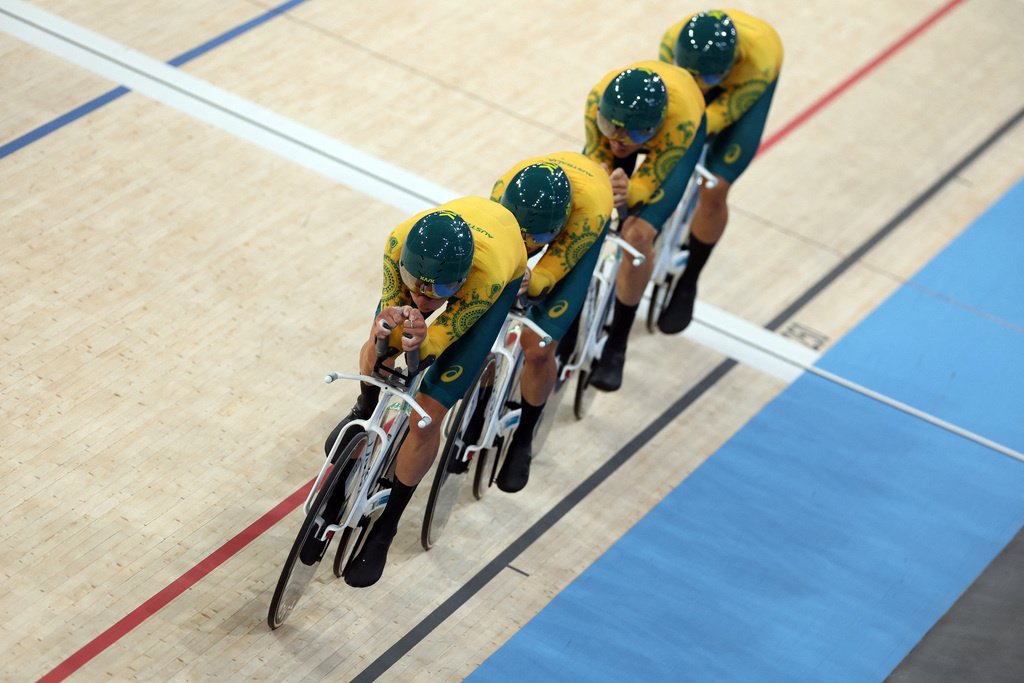 Австралийские велогонщики установили мировой рекорд в командной гонке преследования