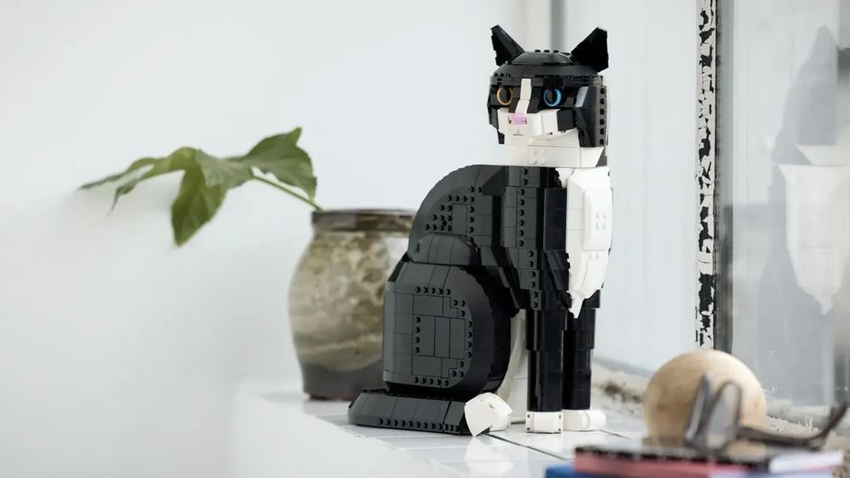 Кот из LEGO