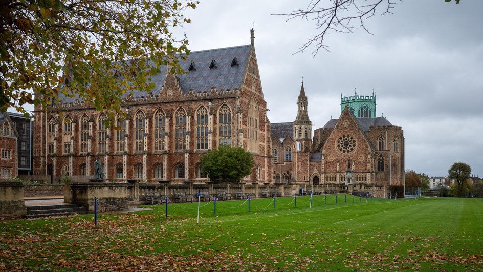 Clifton college под Бристолем Clifton college под Бристолем