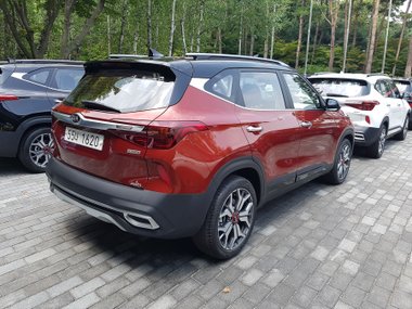 slide image for gallery: 24794 | Kia Seltos