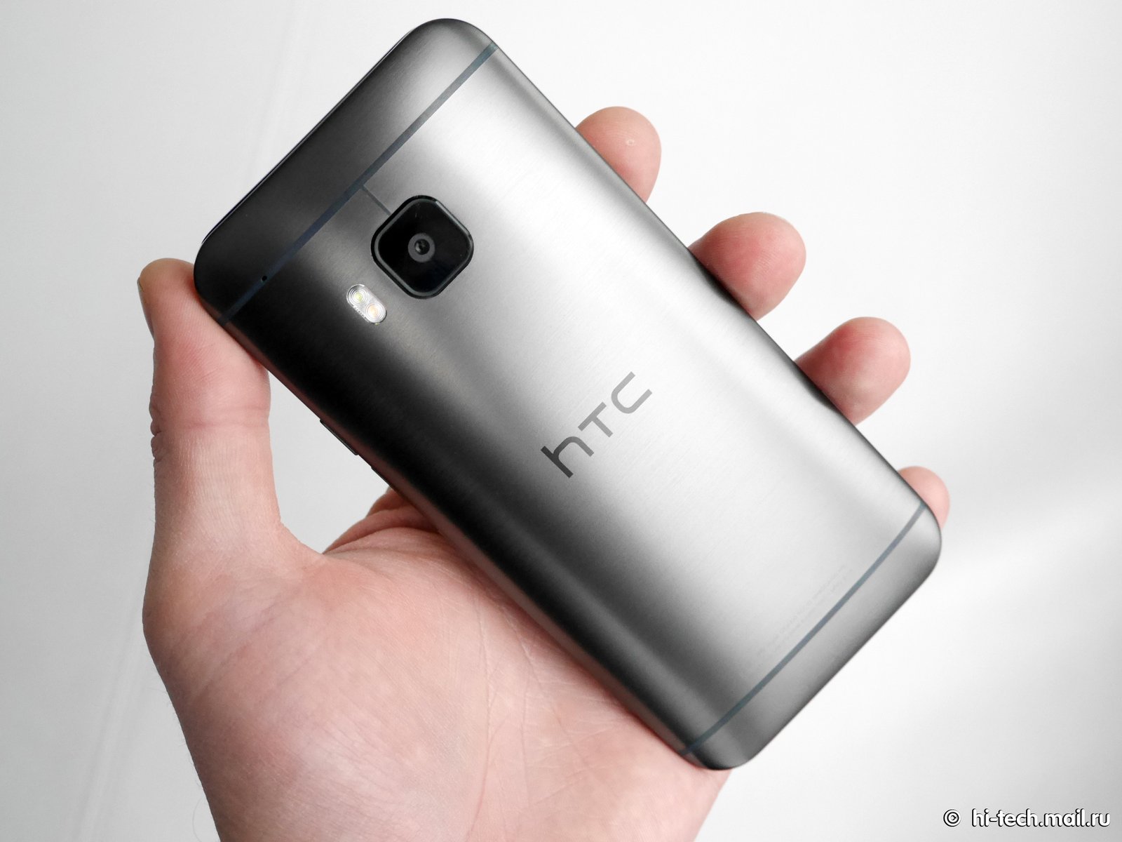 Обзор HTC One M9: можно ли HTC то, что позволено Apple? - Hi-Tech Mail.ru