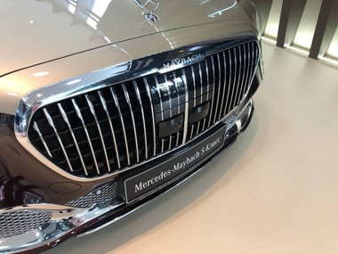 slide image for gallery: 28041 | Mercedes-Maybach S-класс