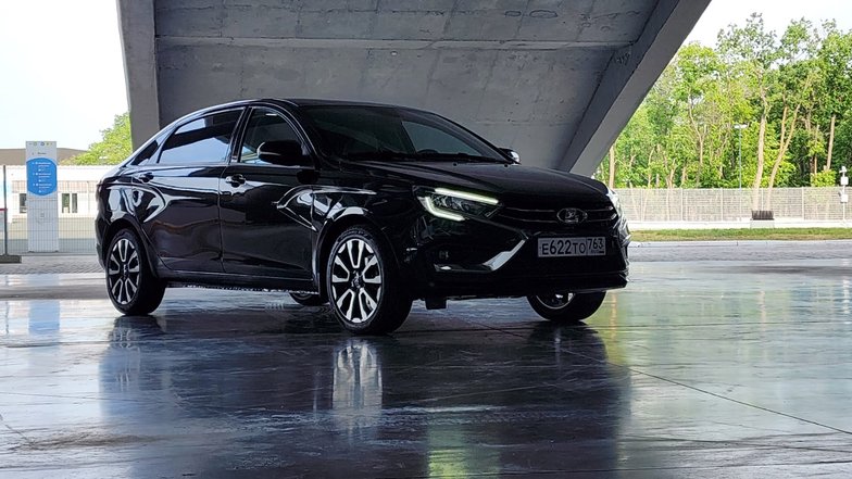 Lada Vesta Aura