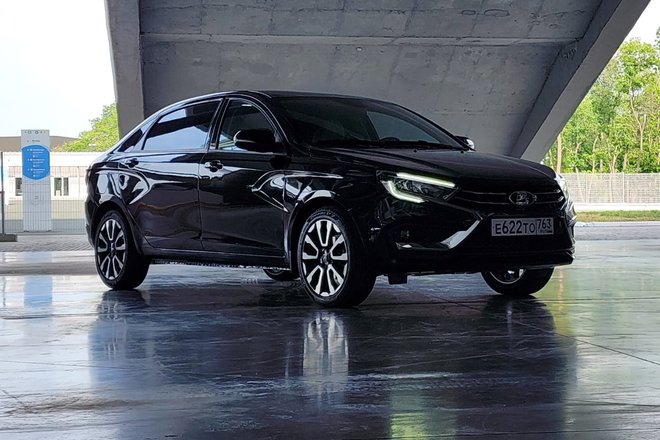 Lada Vesta Aura