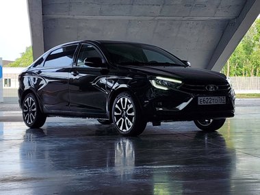 Lada Vesta Aura