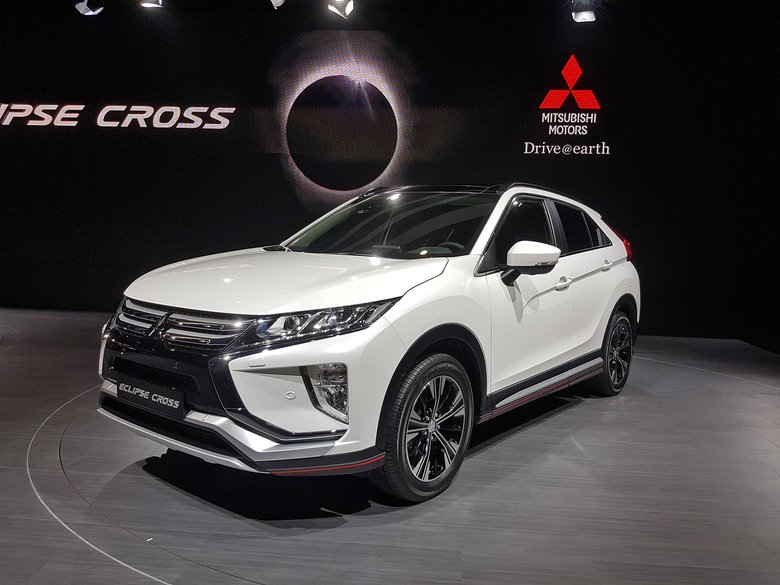 slide image for gallery: 23366 | Mitsubishi Eclipse Cross